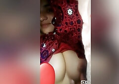 Sexy Paki Bhabhi Shows Her Boobs And Pussy Part 7