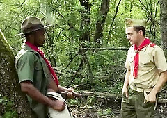 Marcus Rivers deepthroats Sean Xavier Big cock