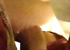 Sorry for potato quality, but this was spontaneously filmed from underneath the blankets with anybody else in the next room, and majority cameras aren