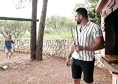 Penis Hungry Housewife Rebecca Volpetti Enjoys Outdoor double penetration Three-some GP3345