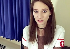 Young amateur teen in solo masturbation getting kinky