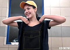 Even having seen her in other porn films But this time, she is really natural.: Porn