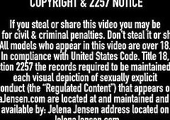 Hose Lesbians Jelena Jensen & Aria Giovanni Worship Feet!