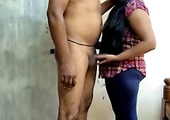 Curvaceous aunt with a voluptuous derriere enjoys steamy hotel room sex