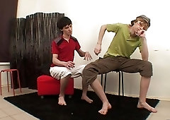 Sexy amateurs try DP during gay threesome