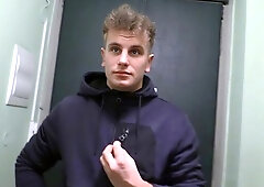 Amateur Czech hunk takes a facial after POV riding