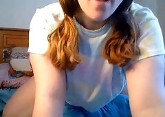 Cute blonde amateur webcam teen masturbating