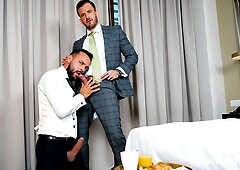 Hotel-X: Room Service - MENatPLAY