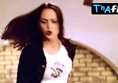 Eliza Dushku Sexy Scene  in Buffy The Vampire Slayer