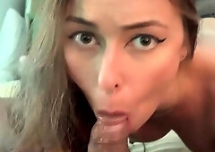 Namorada apaixonada implora por leite dentro da