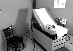 Widening up for a gynecologist always feels admirable to a lascivious honey who loves fingering