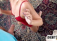 Un homme chanceux a des relations sexuelles inoubliables avec une bombasse