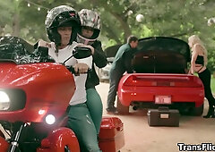 Trans Aubrey teases Gia's pussy with her tongue and cock