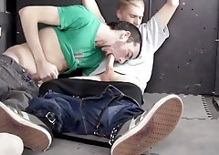 Str8 Stud Gets Sucked Off Factory Clip