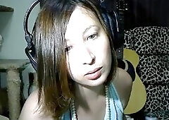 Free Japanese porn with a cutie teasing online