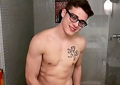 Hunk Shower Jerk Off