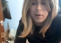 Sissy bitch took a cumshot in her pussy