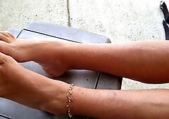Sweet girlfriend's cute pedicure soles get some foot worship action