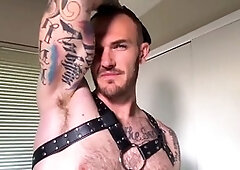 Dominant stud Christian Wilde shows off with a big ass handjob