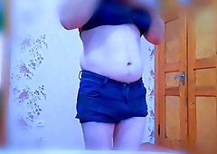 Solo Wonderful T-Model at Home Secretly Dressing and Getting Prepped for Webcam Flashes