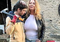 HomemadeXXX - Married Redhead with Large Titties Tammy Jean uses Handyman's Large Tool