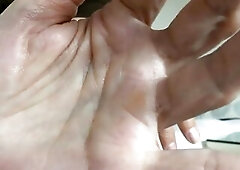 This day, I’m showing u my charming hands in close-up. U’re about to take your wang in your hand. This day, u’re masturbating inside your pantie