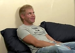 Solo: Party with Friends as Camden Wows Them