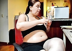 Curvy Nicole sits in her constricted ebony brassiere and shorts and stuffs herself naive with soaked burgers, crispy fries, and cold drinks. See her s