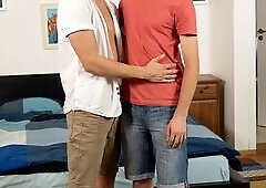 Bedroom screwing is what Johnny Polak and Tommy Hunter want