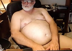 Daddy Greenlariat Cums On Cam