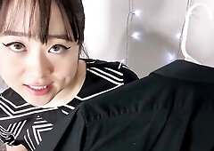 Oriental Tailor desires u to cum on her butt