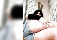 CROSSDRESSER KITTY'S EXCITEMENT ERUPTS IN RAW, UNASHAMED SHLONG ACTS