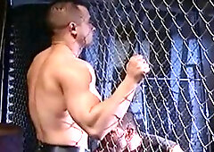 Hot House: Jason Ridge Shows Antton Harri Who's the Boss