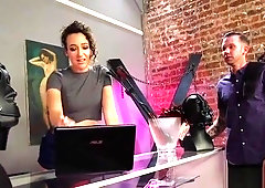 Stunning tranny fucks staff from fetish shop