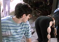 Elvira Mistress Of The Dark 1988