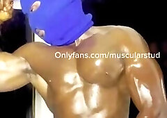 HUGE TITS MUSCLE WORSHIP WITH  BLACK DADDY FREAK