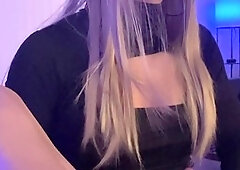 Gorgeous crossdressing gamer teasingly milks herself