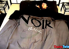 Young dudes wake up in the middle of the night for scorching sixty nine