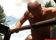 Sleazy bareback threesome outdoors