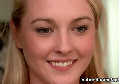 Horny black dude fucks a cute horny blonde hardcore - FapHouse