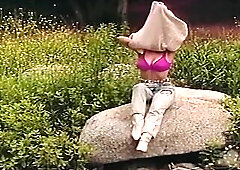 Large melons brunette hair gets screwed on car and cum on her titties