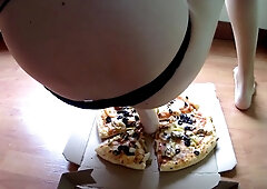 CUM FOOD fetish. Teasing, dildoing and eating pizza with cum