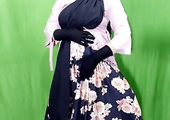 Sultry house owner gets drilled hard by her servant