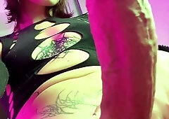 Tattood shemale tranny plays with ass during masturbation