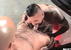 Big dick bottom flip flop and cumshot