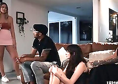 Margot and Phil scheme to seduce Faye while Doreen is away