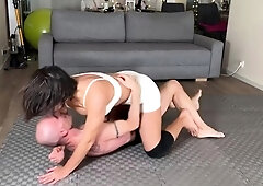 Bagheera Wrestling Studio - Miss Bagheera - Headscissors,