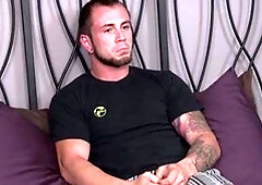 Solo: Two Peas In A Kinky Pod