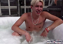 Jacuzzi Part1 - HungYoungBrit