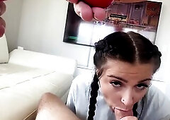 Gamer Male Gets Fortunate Creampie